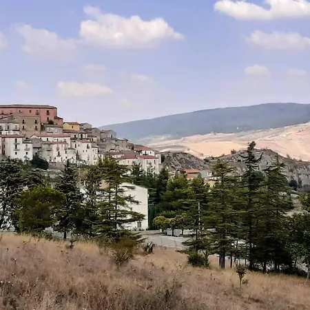 Le Origini Casa In Borgo Tipico Lucano