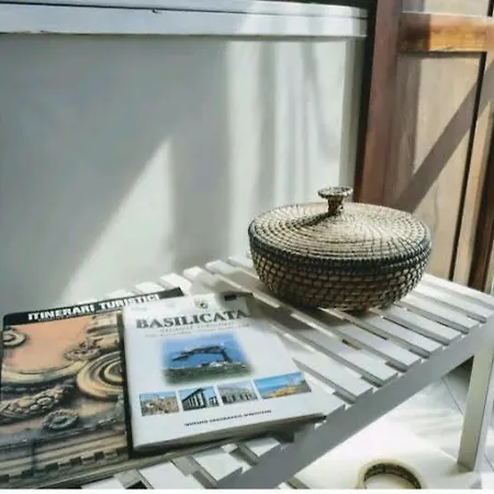 Le Origini Casa In Borgo Tipico Lucano