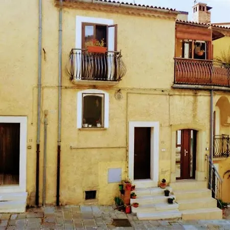 Le Origini Casa In Borgo Tipico Lucano Apartment